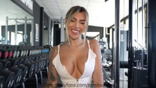 Italian Joi  Personal Trainer Arrapata Ti Fa Segare E Sborrare In Palestra 1080p-3