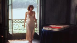 Sylvia Kristel - Alice ou la derniere fugue (1977) HD 720p - (Celebrity porn)-2