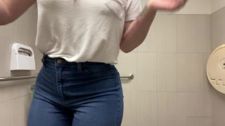Emily Lynne - theemilylynne () Edeccecfbfc-9