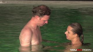 Porn tube Sexy Susi Deep Throat In Shallow Waters German-3