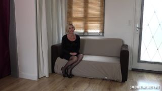 Clarisse Clarisse, 30ans, secretaire medicale (Hardcore porn)-0