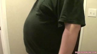 Diaperedonline2Nikki Nikki Leaky Diaper in Corner-5