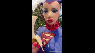 Supergirl - FetiliciousFans.-3