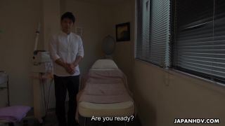 Massage Aya Kisaki scene1-1