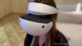 Alinarai Tests Vr And Gets Fucked Doggy Style Onlyfans (Amateur porn)-1