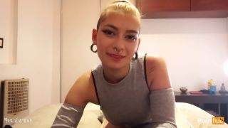 Pornhub, Meg Vicious: Trio Parte 1: Hayamos A Mi Amiga Tocandose Mientras Nos Ve Cojer 26 - 09 - 2022 - Sloppy blowjob-1