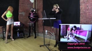 Amadahy lola - demonstrate mind reprogramming at the edging salon -  SPITTING-7