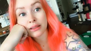 Laura Lux Lauraluxjust checking in - 06-04-2020 - Onlyfans-9