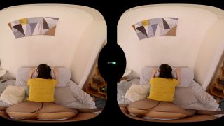 VR Solo with Slutty Older Sister - UltraHD 2K Japanese JAV-8