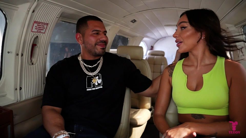 Sisi Rose Teddy Tarantino - Teddy Tarantino Wins Sweepstakes Quits Fast Food Job Joins Mile High Club - Airplane Sex