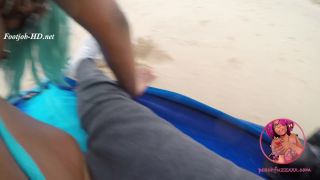 Beach Footjob Black!-7