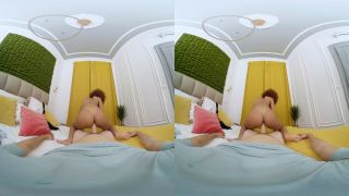 Video Selva Lapiedra  Morning Vice 2160p UltraHD/4K-3