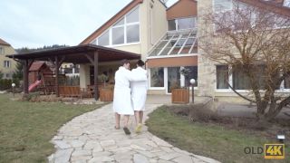 6298 Tender Sex In Jacuzzi-1
