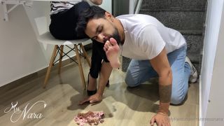 Clips4sale Mss Nara Nara makes Hex eat cake from her soles (Fetish porn)-3