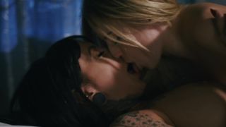 Girls Kissing Girls 25 2020 HD-6