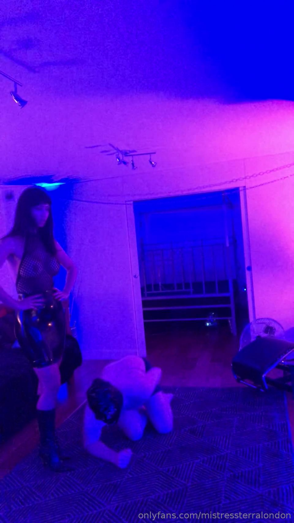 Mistress Terra - obeymistressterra () Obeymistressterra - always grab the testies ladies this is where hes most vulnerable 07-06-2019