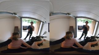 The Garage Gina Gerson - [Virtual Reality]-3