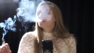 Smoking girl, Smoke-0