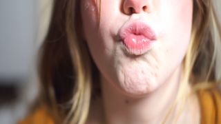 [ManyVids] Longhairluna Manyvids.21.06.07.Longhairluna.Lip.Tease.Mouth.Kiss.Forming -0