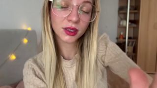 Asmr ASMR  girlfriend soothes you shhhh-3