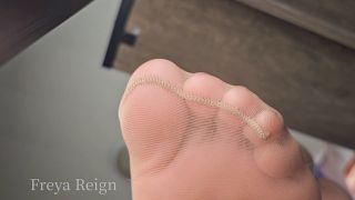 [K2S.CLUB] Freya Reign - POV Office Foot Stool - FullHD 1080P-7