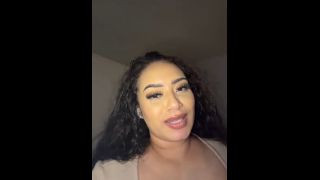  Pussy licking Bree Haze Mia Mia Gives Bree Haze a Taste Test-2