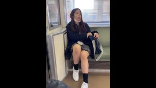 FC2PPV 2632543 電車で対面した制服女子がスカートヒラヒラさせパンティ見せ付けてくる pa0019 - FC2PPV-1