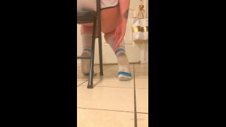 Nikkivonnails - toe curls socks make you hot 02-03-2020-3