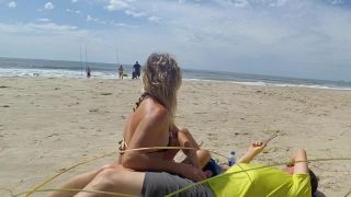 G08441 Real Amateur Public Handjob Risky On The Beach People Walking ...-7