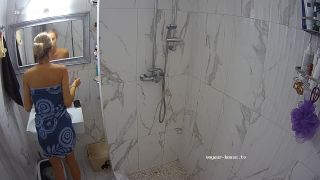 Amelie Shower, 26.10.2024 720P - Amateur-5