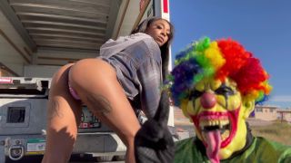 GIbbyTheClown - Cali Caliente Gets Her Ass U-Hauled - Black & Ebony-9