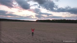 Karissa Diamondrunning free (mpls, 2017 08 09)-8