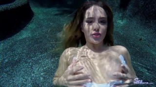 SexUnderwater e0870 Dance Away   Striptease (mp4)-4