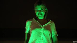 zishy serena avary night-4