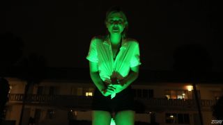 zishy serena avary night-5