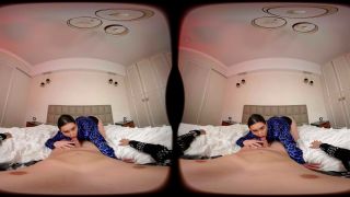 Olivia Hart VR - UltraHD 8K POV Scenes in Every Position 🔥🔥-3