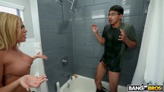 free online video 44 elbow fetish hardcore porn | Vivianne DeSilva (Stepmom Peeper / Mih18637) | shaved-1