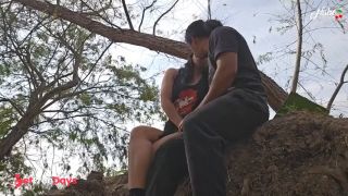 Mamada En El Lago. Le Pido Una Masturbada Y Mamada Por Una Recompensa.-0