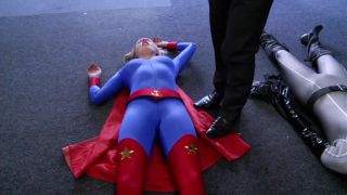 [supermisses.com] Supergirl in trouble-5