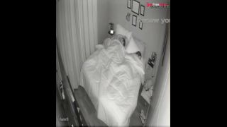 [Sleeping.Porn] Husband and wife sleeping together in the warm bed-1