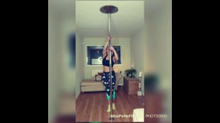 LouLou Petite Louloupetite - pole dancing video splits 23-03-2018-0