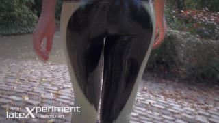 Latex , Rubber -10-10-03 - Valerie Tramell-3