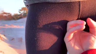 Lisa / Beach fisting orgasms / April 19th, 2022 / New Vid...-2