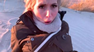 Lisa / Beach fisting orgasms / April 19th, 2022 / New Vid...-8