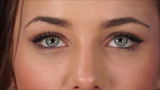 Custom Fetish - Amber s Seductive Green Eyes - Fetish-5