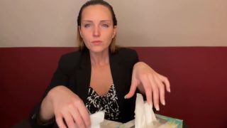 Femdom Porn SneezeGoddess – This Just In I’ve Gotta Sneeze-3