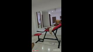 LATINA DE CULO GRANDE SIENDO PERRA EN DIFERENTES PARTES-0