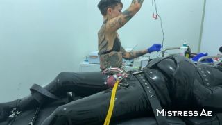 [K2S.CLUB] MistressAe - Electro Needles And Sounding - Full Latex CBT Session - FullHD 1920P-1