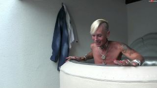 free porn clip 15 lady-isabell666 - mit Stiefdaddy im Whirlpool  - sex - hardcore porn amateur masturbation pussy-9