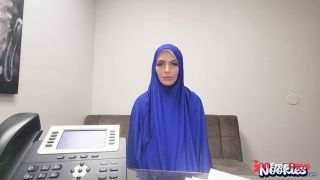 NOOKIES Hijab Sex Can She Get Through Immigration-0